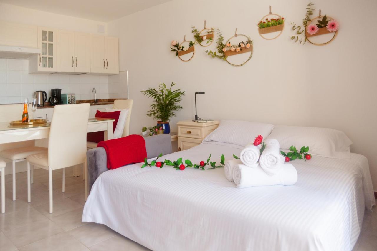 Apartamentos Thaisay Тіас Екстер'єр фото
