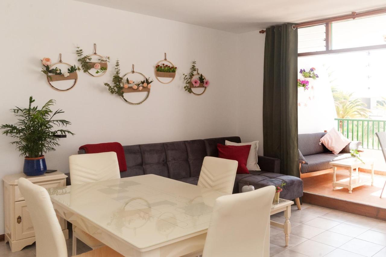 Apartamentos Thaisay Тіас Екстер'єр фото